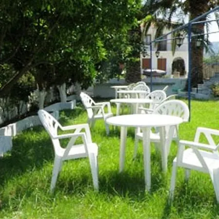 Kavouris Hotel Skopelos Town