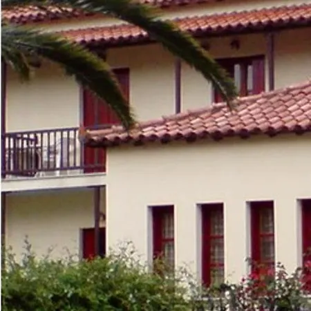 Kavouris Hotel